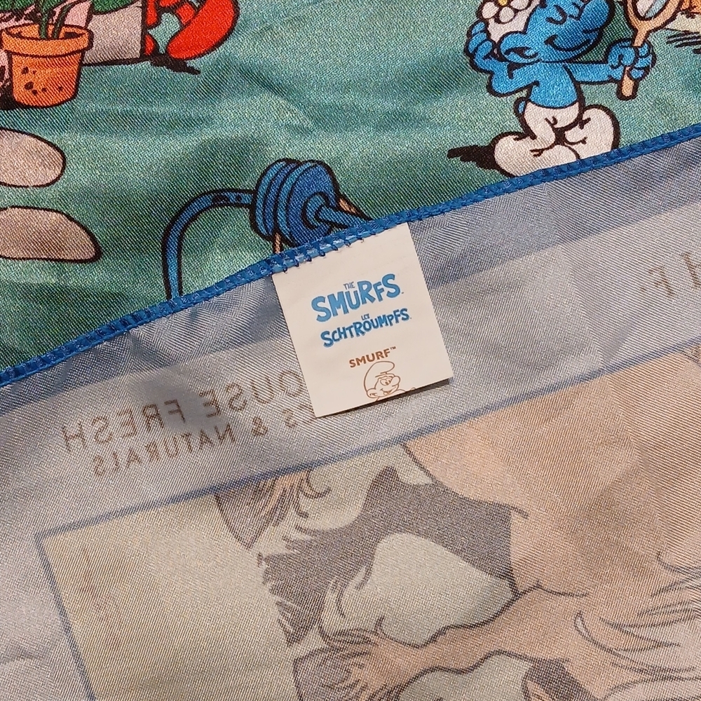 Smurfs Farmhouse Fresh Village Cartoon Scarf - Picture 9 of 12